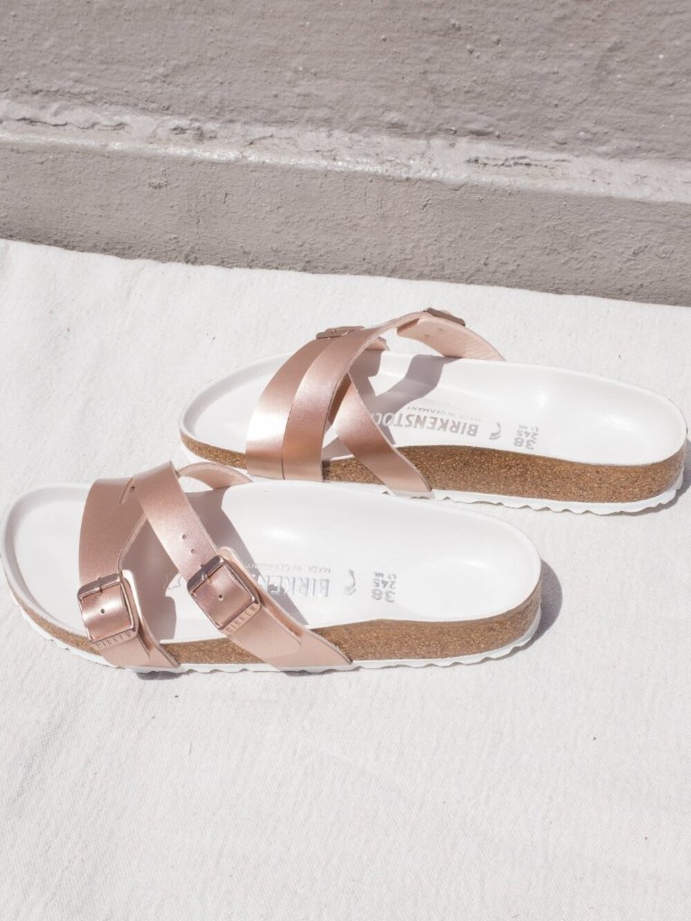 Birkenstock Yao Balance Sandals Narrow Fit Size 38 US 7 Metallic Copper